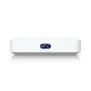 Маршрутизатор Compact Cloud Gateway with 30+ UniFi device 300+ client support, 1 Gbps IPS routing, and multi-WAN load balancing